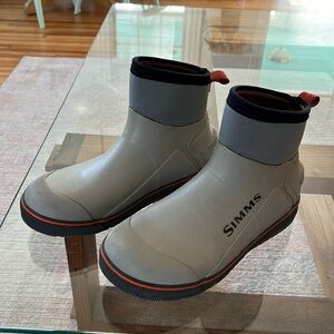 Simms deck boots